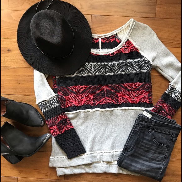 Free People Sweaters - Free People Sweater sweatshirt Free People Sweaters - Free People Sweater sweatshirt